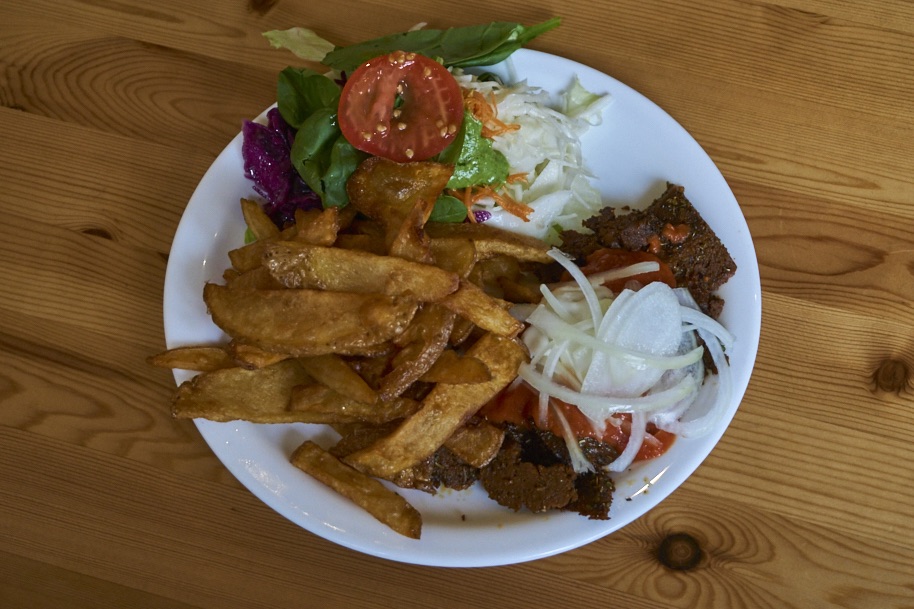 fuldaufer-kassel-voener-vegan-essen-nord-holland-alternative-erkunden-lena-gehrmann-sebastian-tam-7